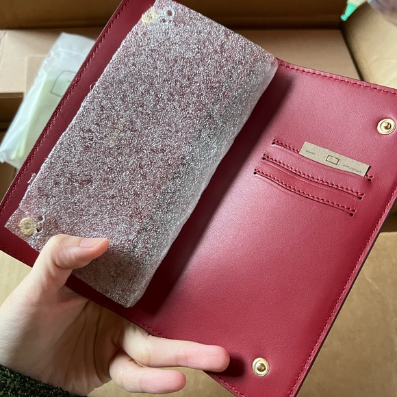 NWT Burberry long wallet - Picture 4 of 6